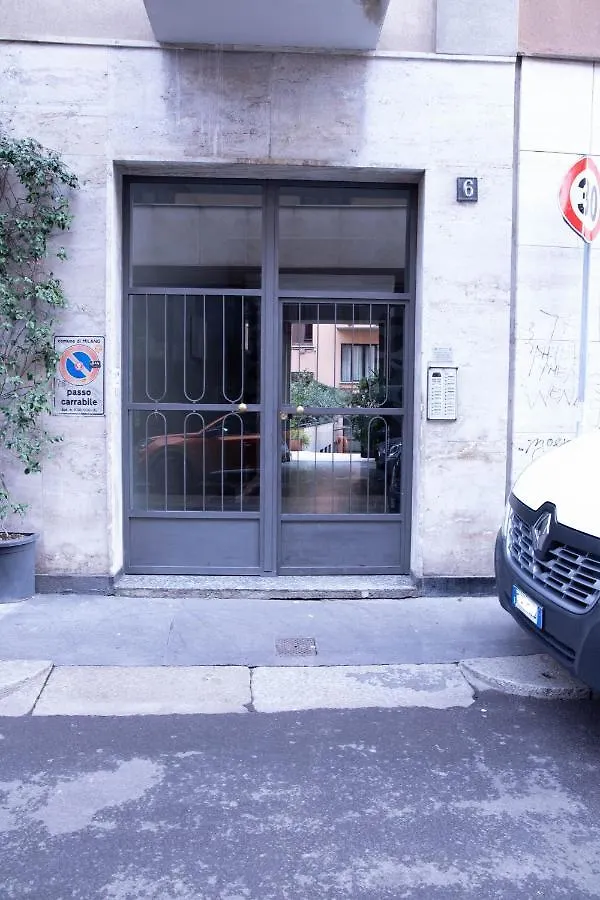 Luvi - Varese Apartment Milan